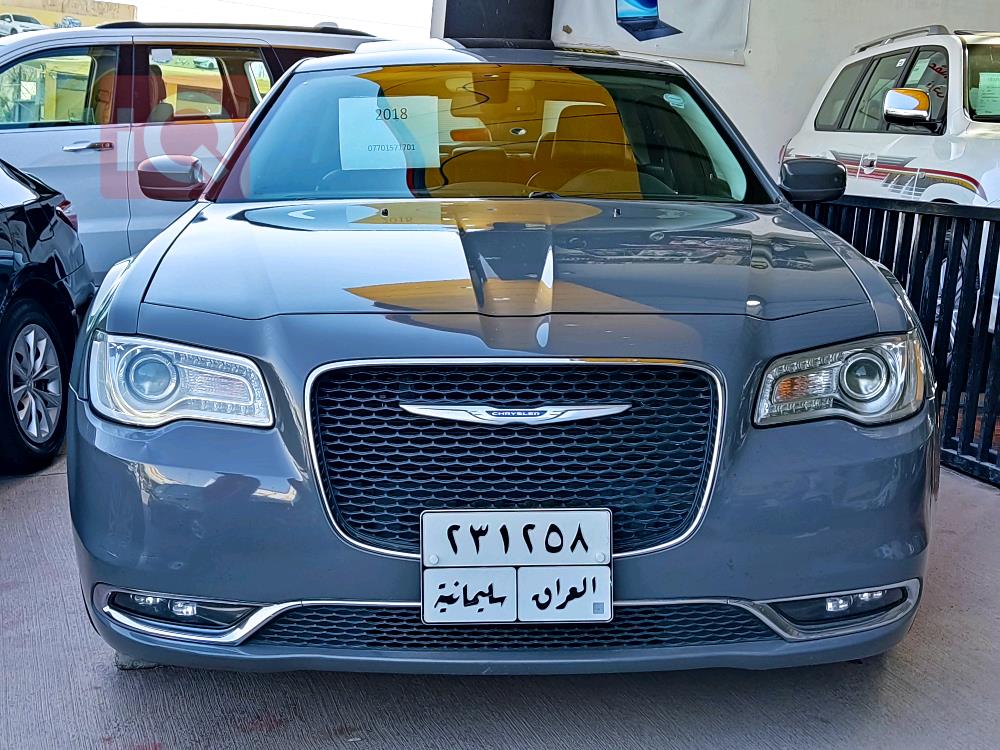 كرايسلر 300